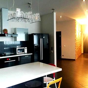 Без %%.  М. Печерська. Старонаводницька 6-Б - 3-кімн. квартира,