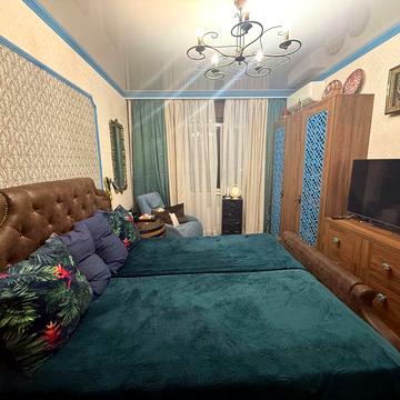 3 комнатная квартира с ремонтом в жк Нагорный/ Дюковская