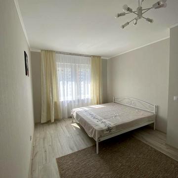 Бориса Гмирі вул., 20