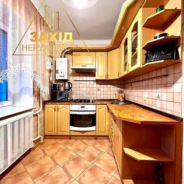 Продаж 3к Квартира Новочерчицька вулиця