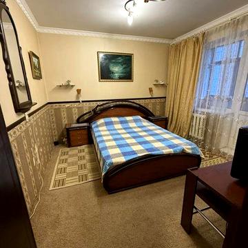 В Продажу 3 к к на Марка Кропивницького / Центр