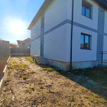 Продаж котеджу від власника