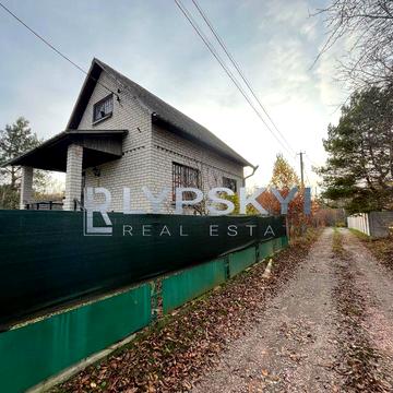 Дача в тихому місці в садовому товаристві