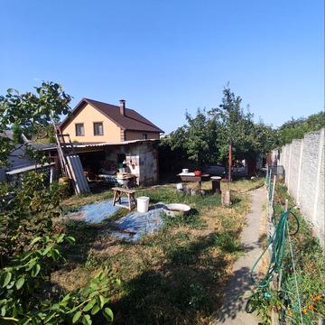 Радісна вул.