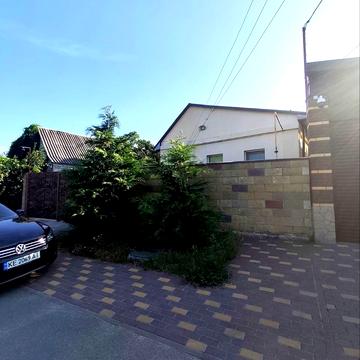 Радісна вул.