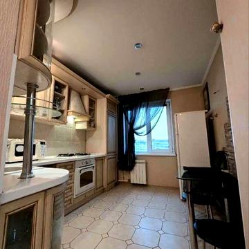 Оренда 3 к квартири пр-т Перемоги (початок)