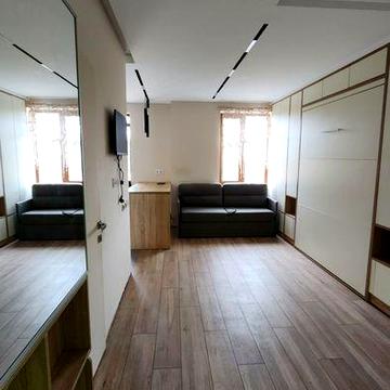 Сдам студию в центре новый жк