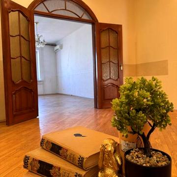 Продаж 3 кім квартири вул. Срібнокільська 14 А