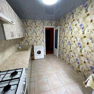 Сдам 4-ком квартиру пгт. Коцюбинское ул. Мебельная, этаж 1, свободно