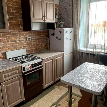 Здаю в оренду однокімнатну квартиру на довгостроковий термін