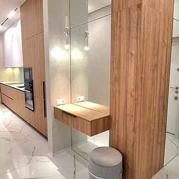 Центр .Сучасний ЖК  Ярославів Град. Паркінг . 2Кімн