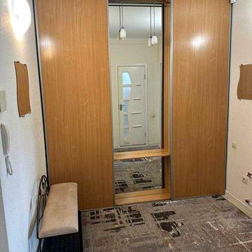 Сдам на длительный срок 3 кв , м Научная