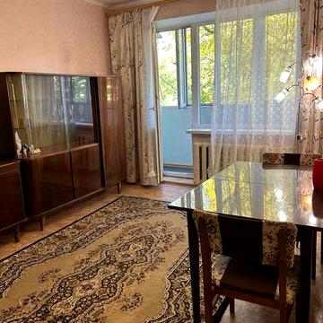 Сдам 1 комнатную квартиру - 39м.кв. светлую, безопасную-ул. Калиновая!