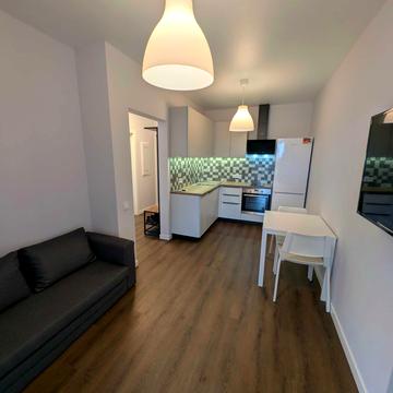 Святослава Хороброго вул., 11-Б