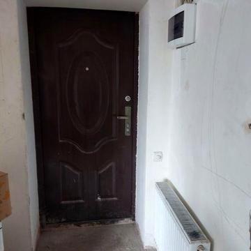 Продається 2х кімнатна квартира