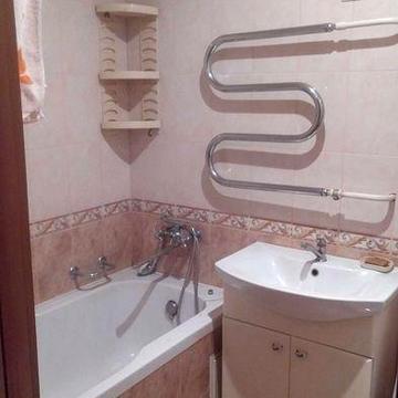 2к квартира по вул. Першотравнева