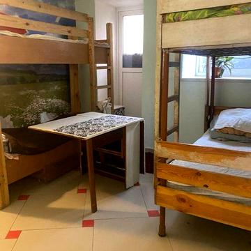 Здається 2-кімнатна квартира на вул. Стрімкій