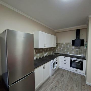 Валерія Лобановського просп. (Червонозоряний), 4-Ж