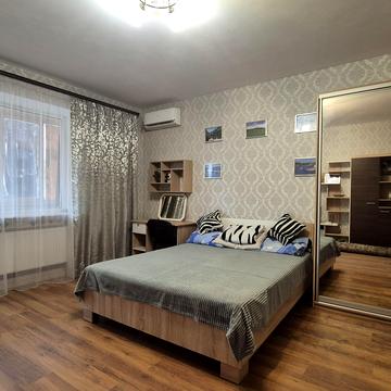 Дюківська вул., 8