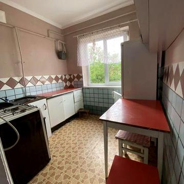 Продаж трьохкімнатной квартири неподалік Мукачево.