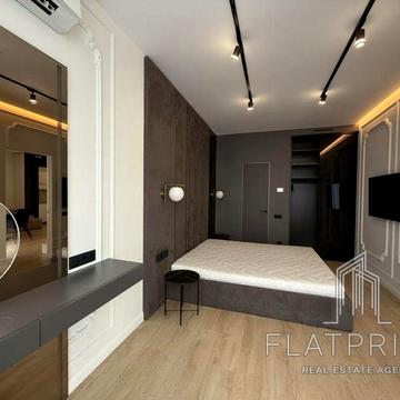 Іоанна Павла II вул. (Патріса Лумумби), 12