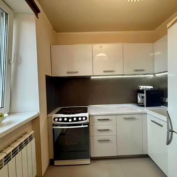 Української Авіації бульв. (Нестерова), 1