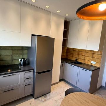 Генерала Шаповала вул. (Механізаторів), 20