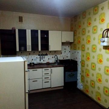 Пономарьова вул., 2/2