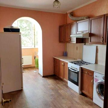 1к.кв. з ремонтом в цегляному будинку, Черемушки