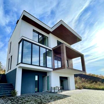 Продаж 4к Дім Монастирська вулиця