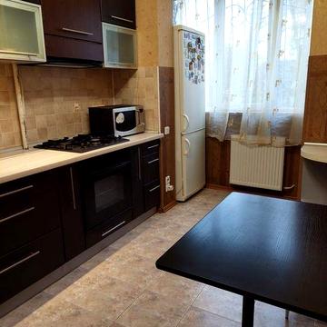 Дзвоніть! 3-кімнатна вул.Сумгаїтська,69 з ремонтом!