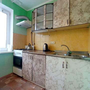 Жмеринська вул., 24