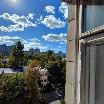 Полярна вул., 8-Д