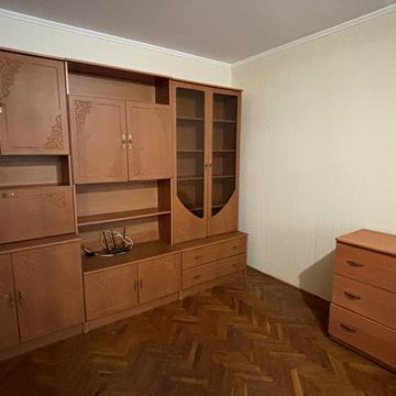 Михайла Донця вул., 14