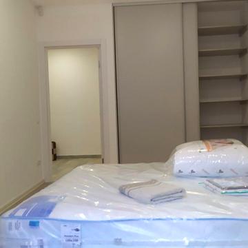 Вячеслава Чорновола просп. (), 16а