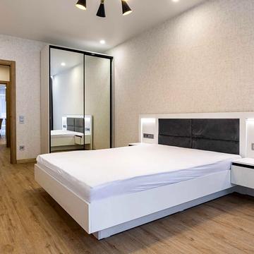 Малоголосківська вул., 32