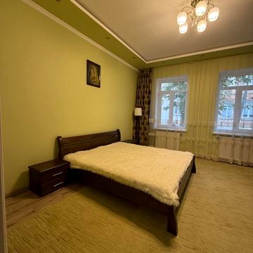 Кременецька вул., 8