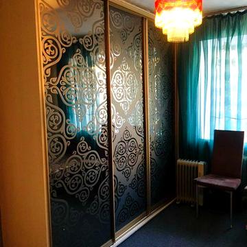 Севастопольська площа, вул.Сімї Ідзиковських 37, двокімнатна квартира