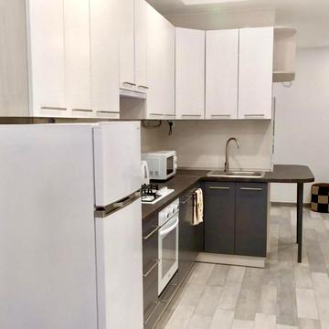 Вячеслава Чорновола просп. (), 16ж