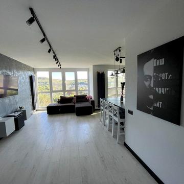 Глинянський Тракт вул., 1Б