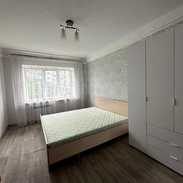 Павла Тичини просп., 3