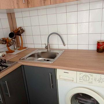 Оренда 1к. квартири Чорних Запорожців 12