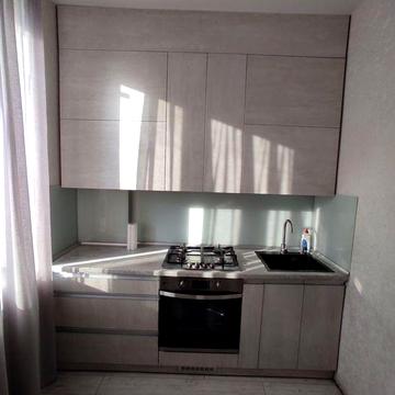 Продам 2 комнатную квартиру в Центре