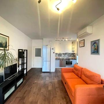 Зарічна вул., 3-А