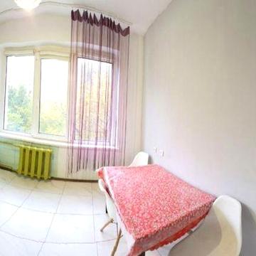 Довгострокова оренда 2-х кімнатнатної на вул Райдужна 3А