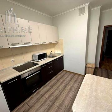 Простора квартира в Соломянському районі