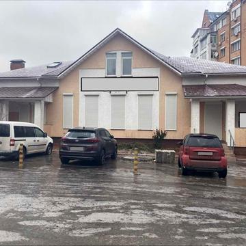 Шкільна вул., 13А