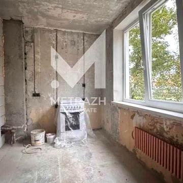 Продам 2к квартиру поруч з метро Олексіївська  ( 89172)