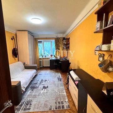 Волинська вул., 15/15