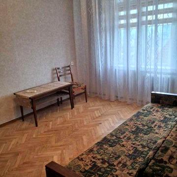 Оренда 2-кімнатної на Берестейському проспекті 18